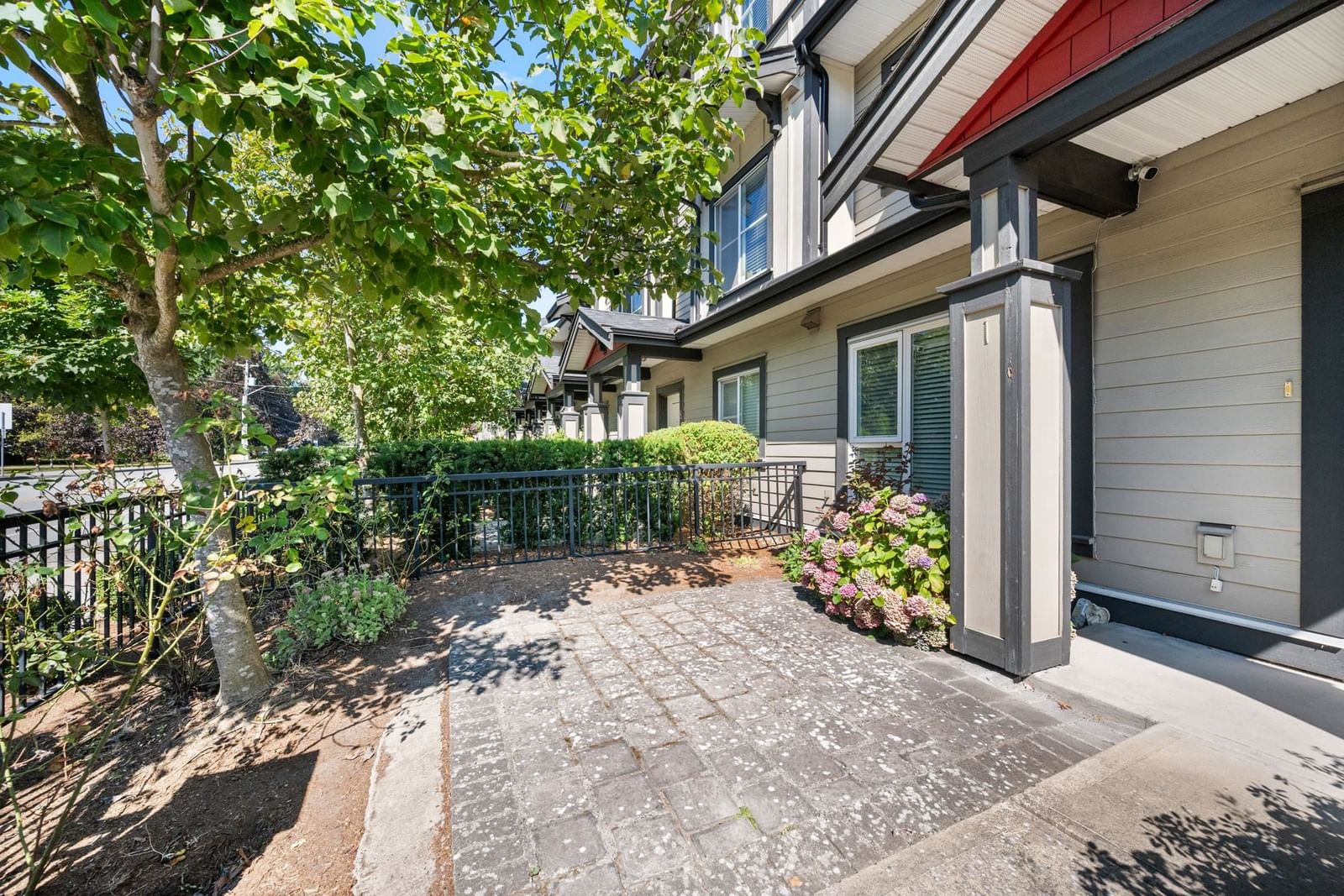 Listing Image 22