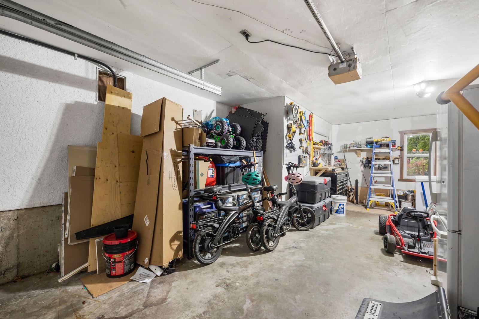 Listing Image 38