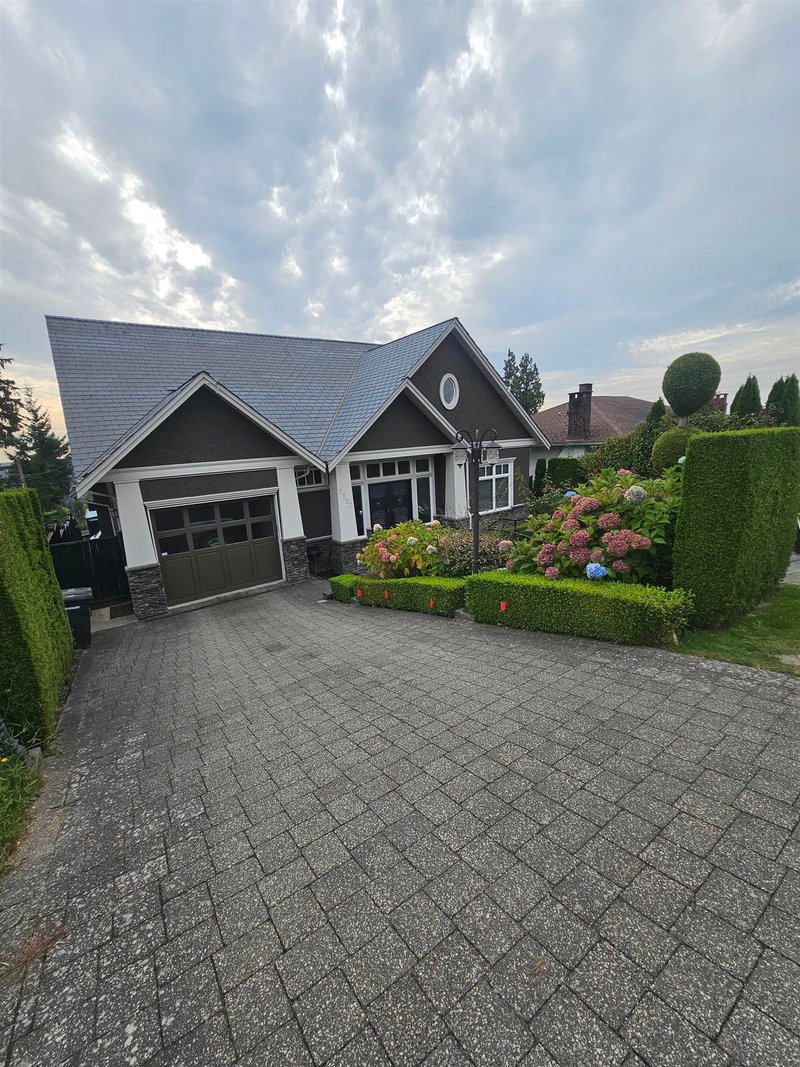 5290 Pandora Street, Burnaby, V5B 1L6 | Image 2