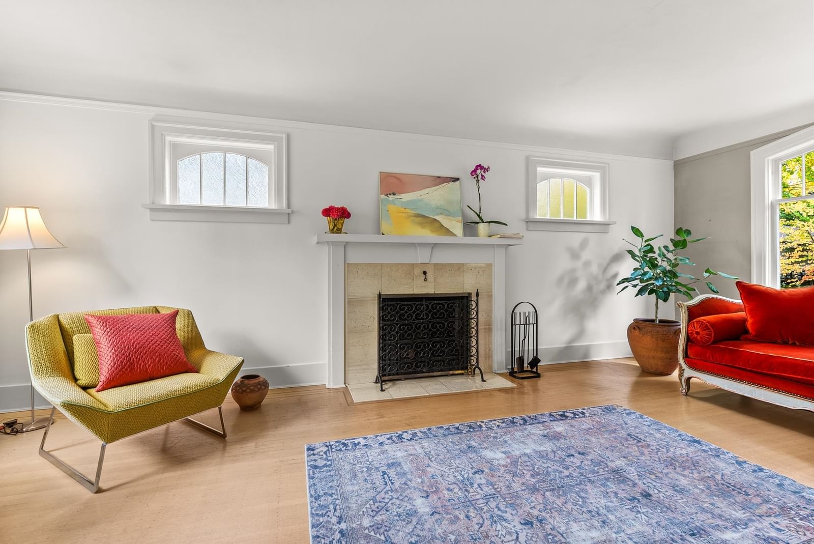 Listing Image 8