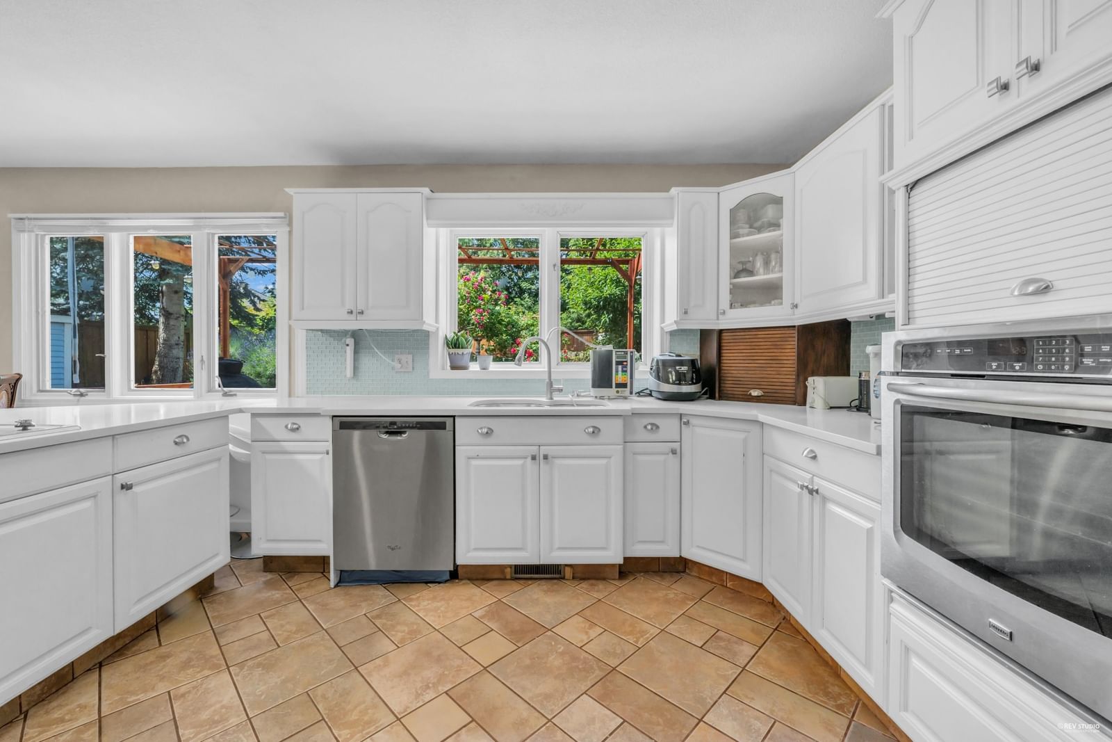 Listing Image 18