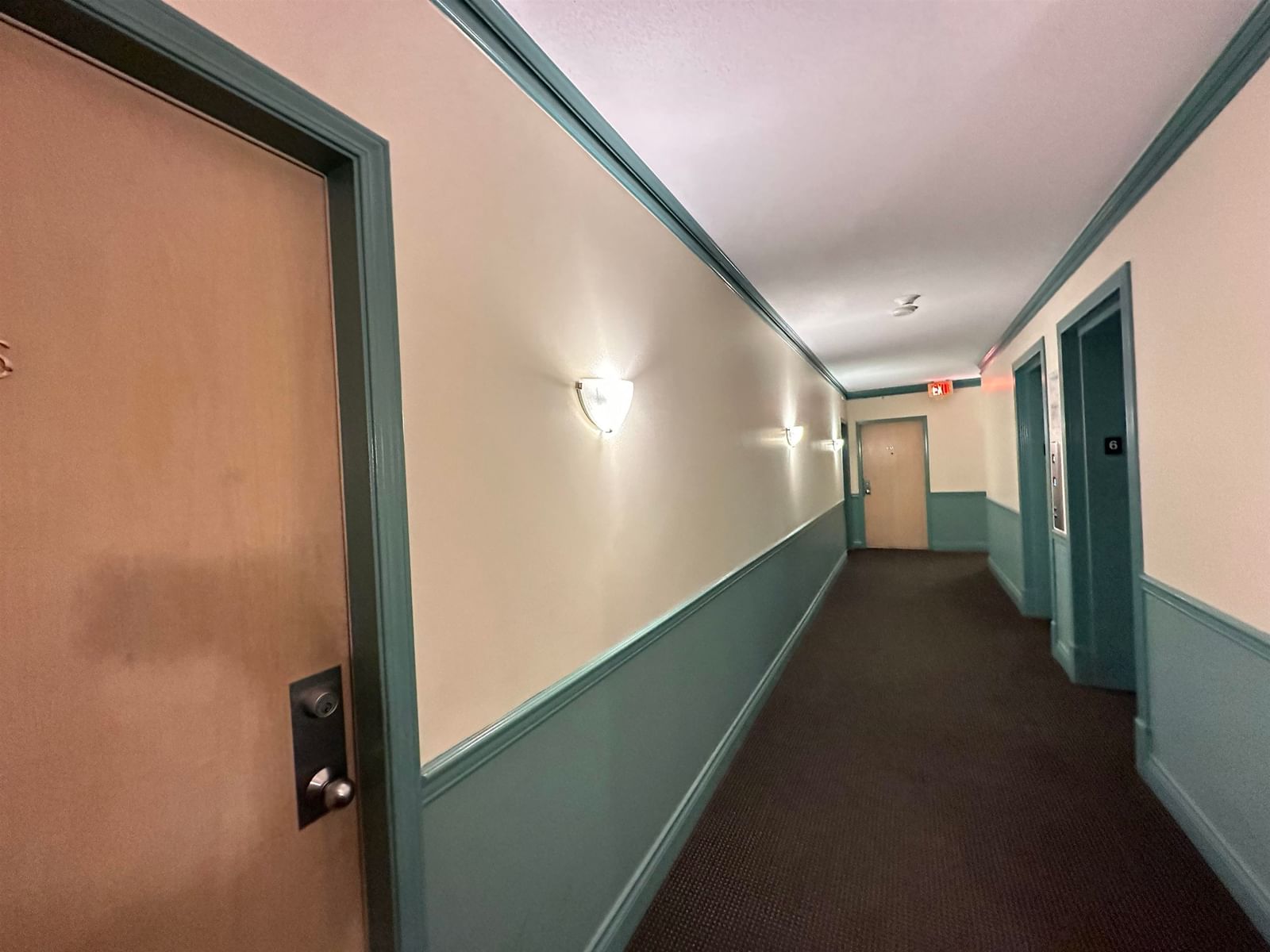 Listing Image 12
