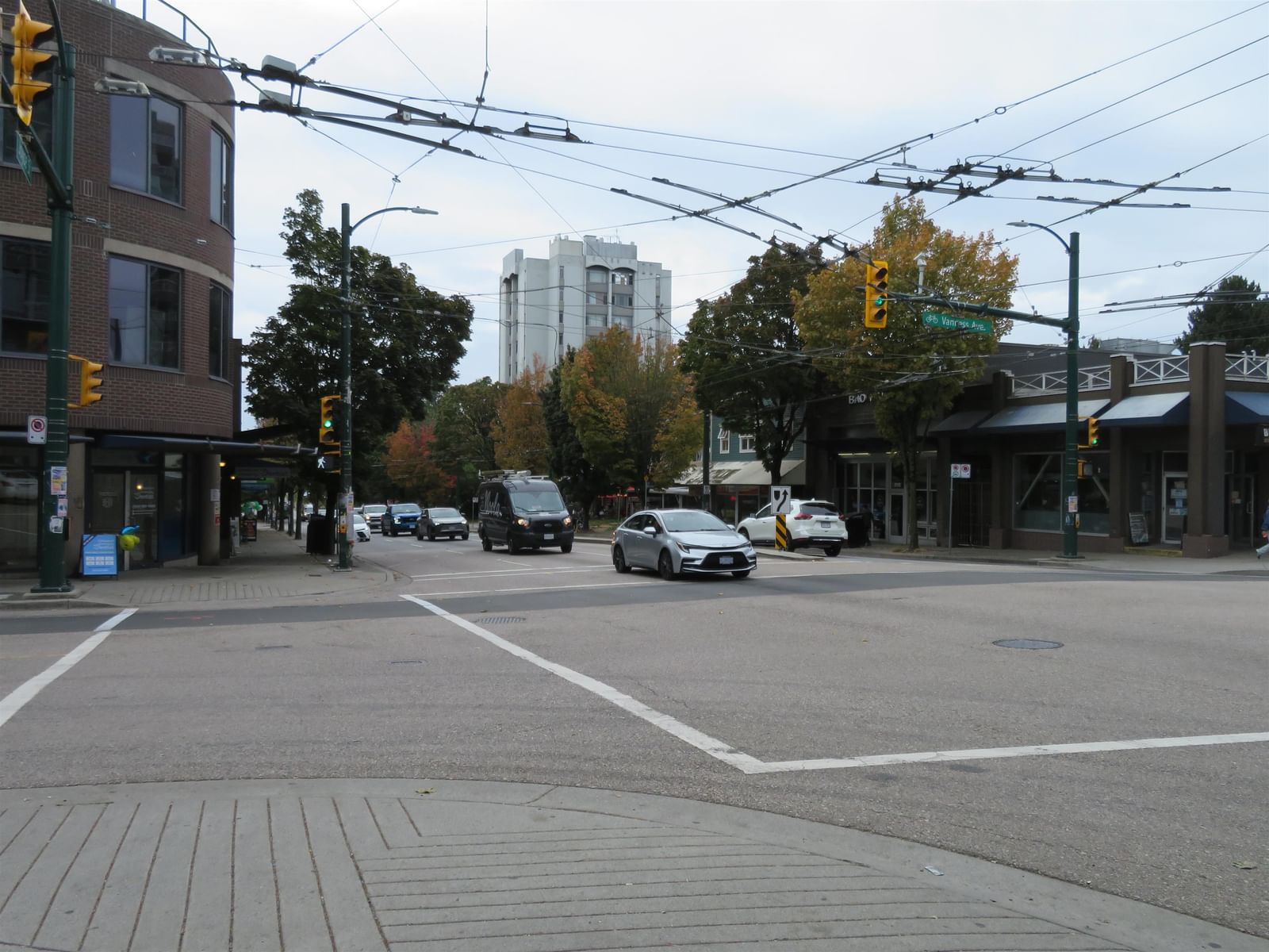 Listing Image 28