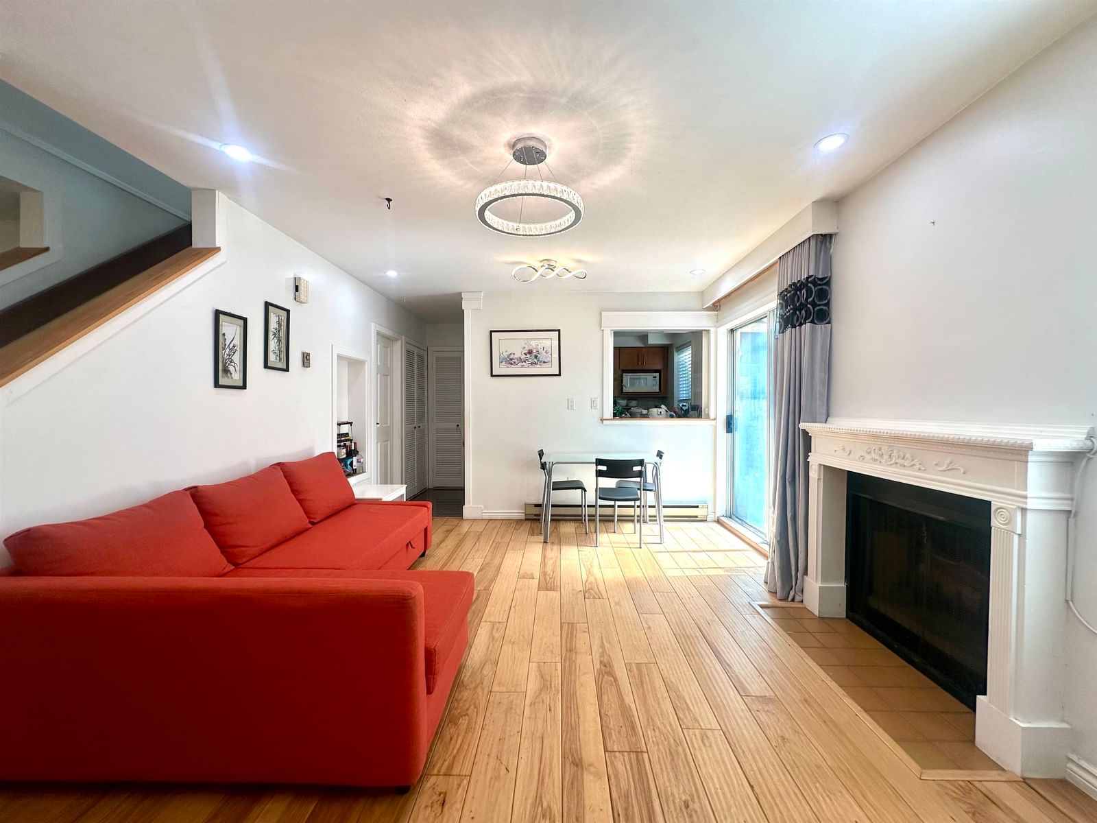 Listing Image 13