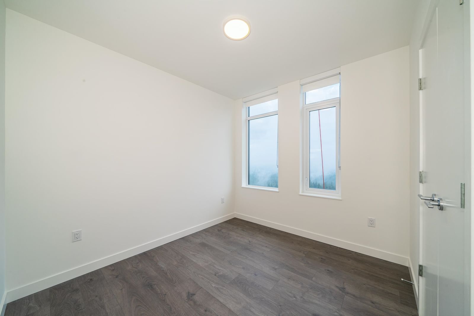 Listing Image 24