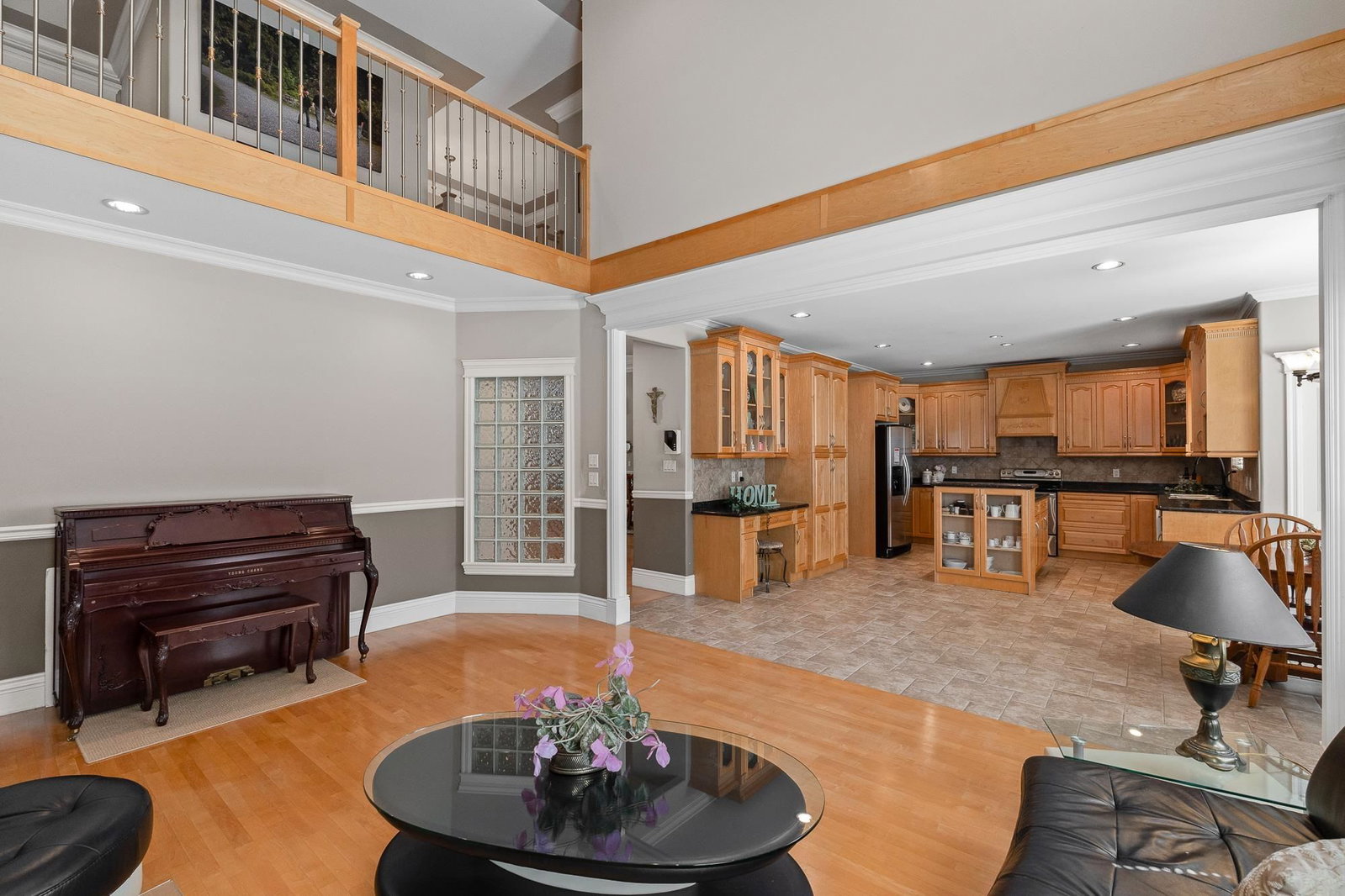 Listing Image 15