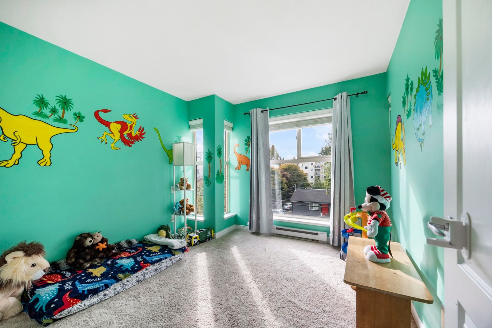 Listing Image 21