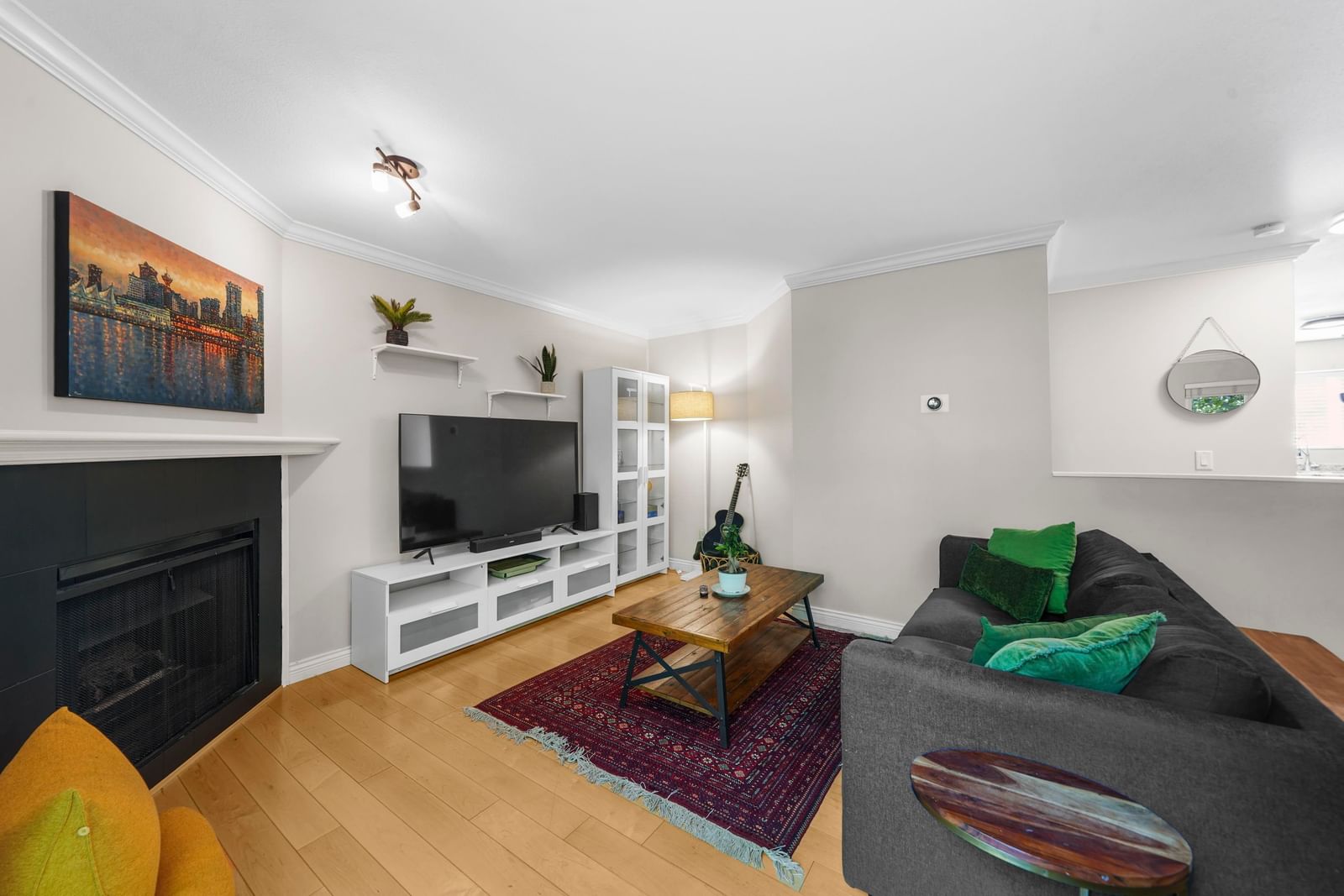 Listing Image 22
