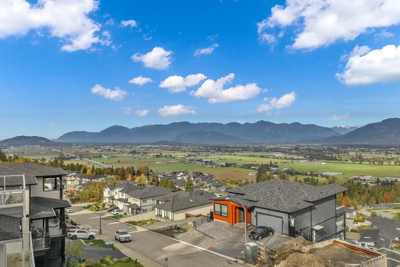 51144 Farmers Way, Chilliwack, V4Z 0E4 | Image 2
