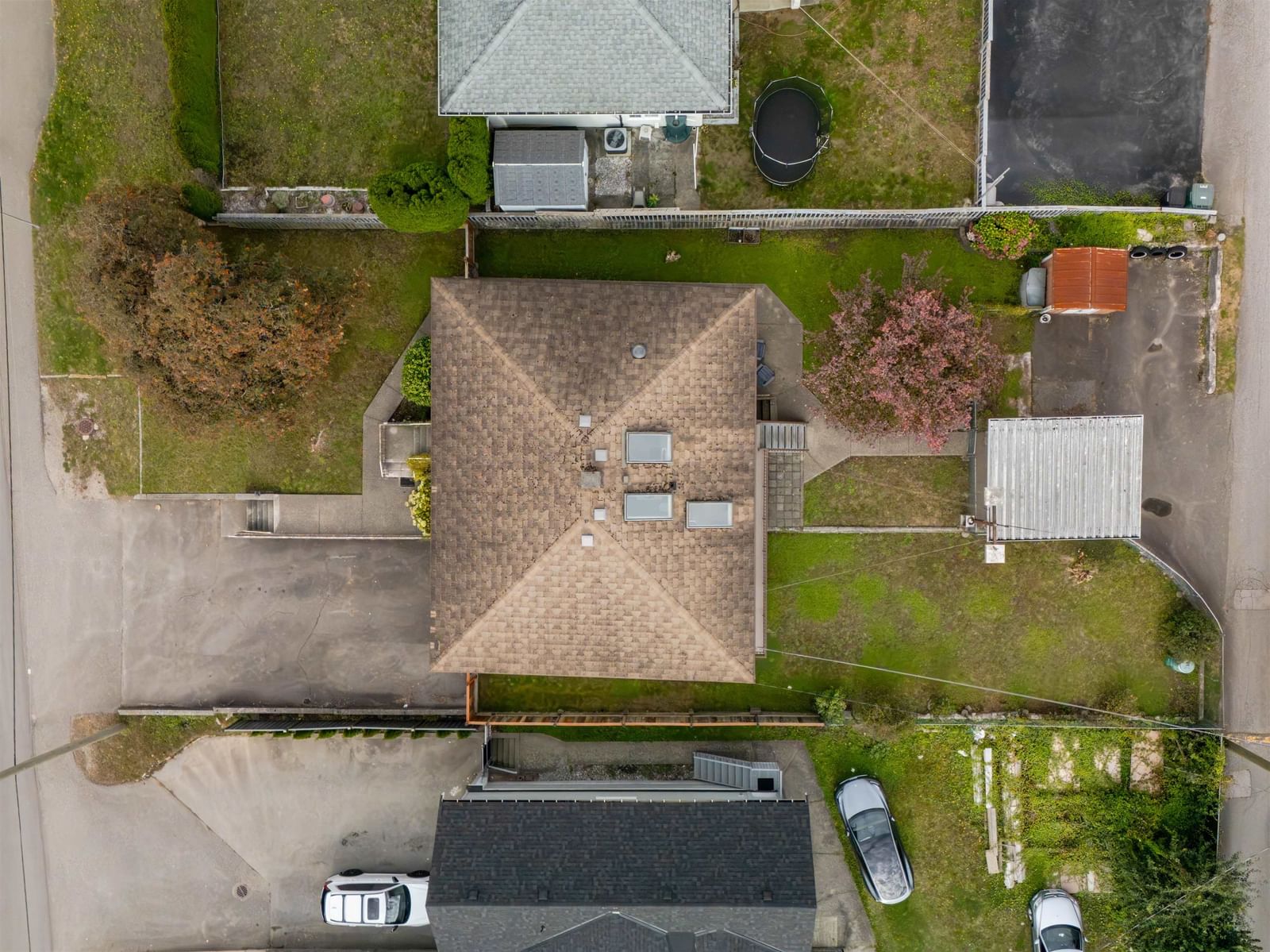 Listing Image 37