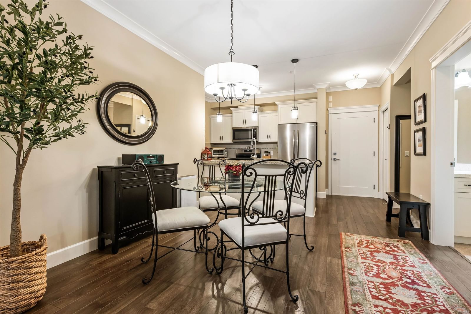 Listing Image 9