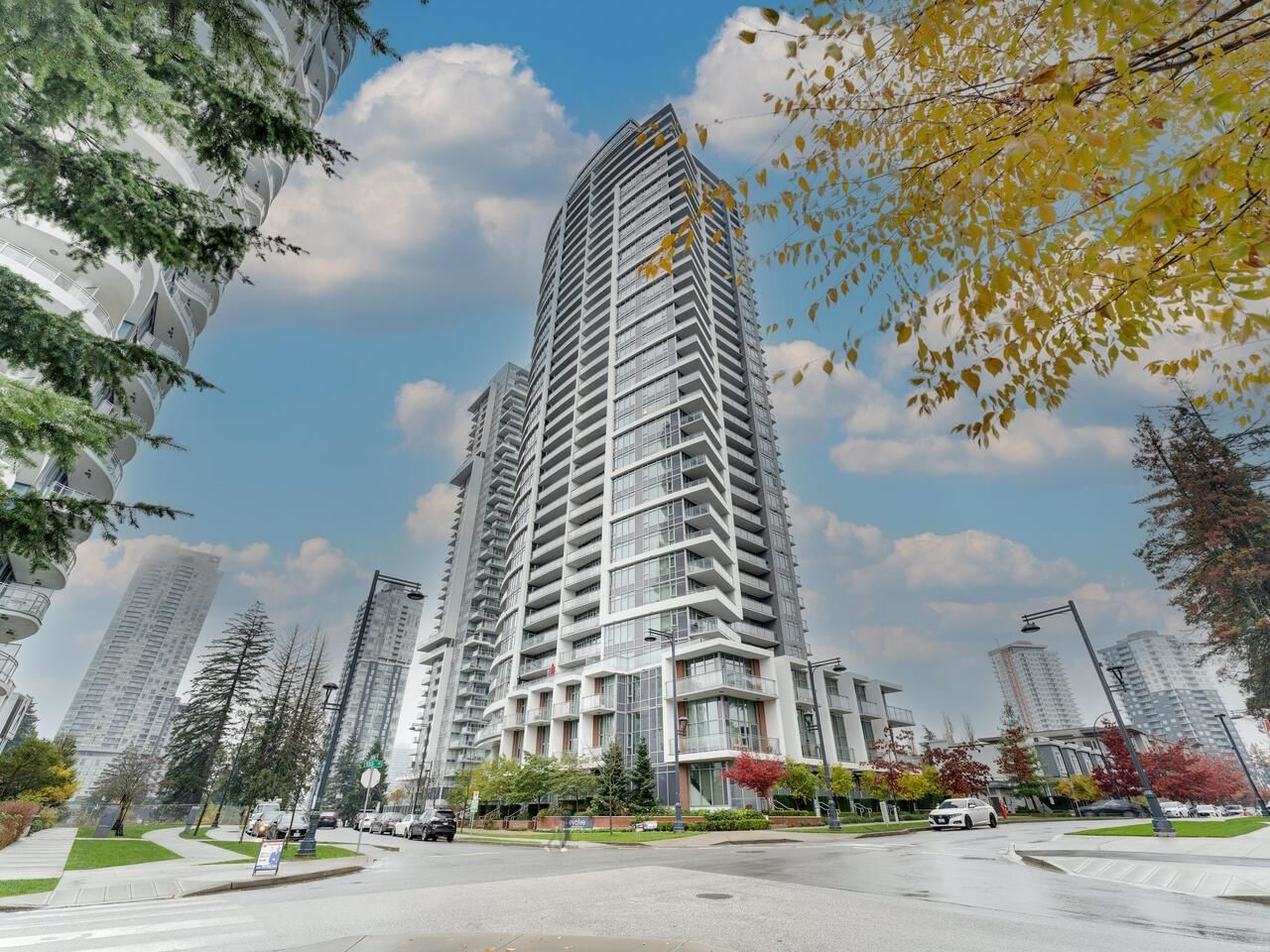 Listing Image 11