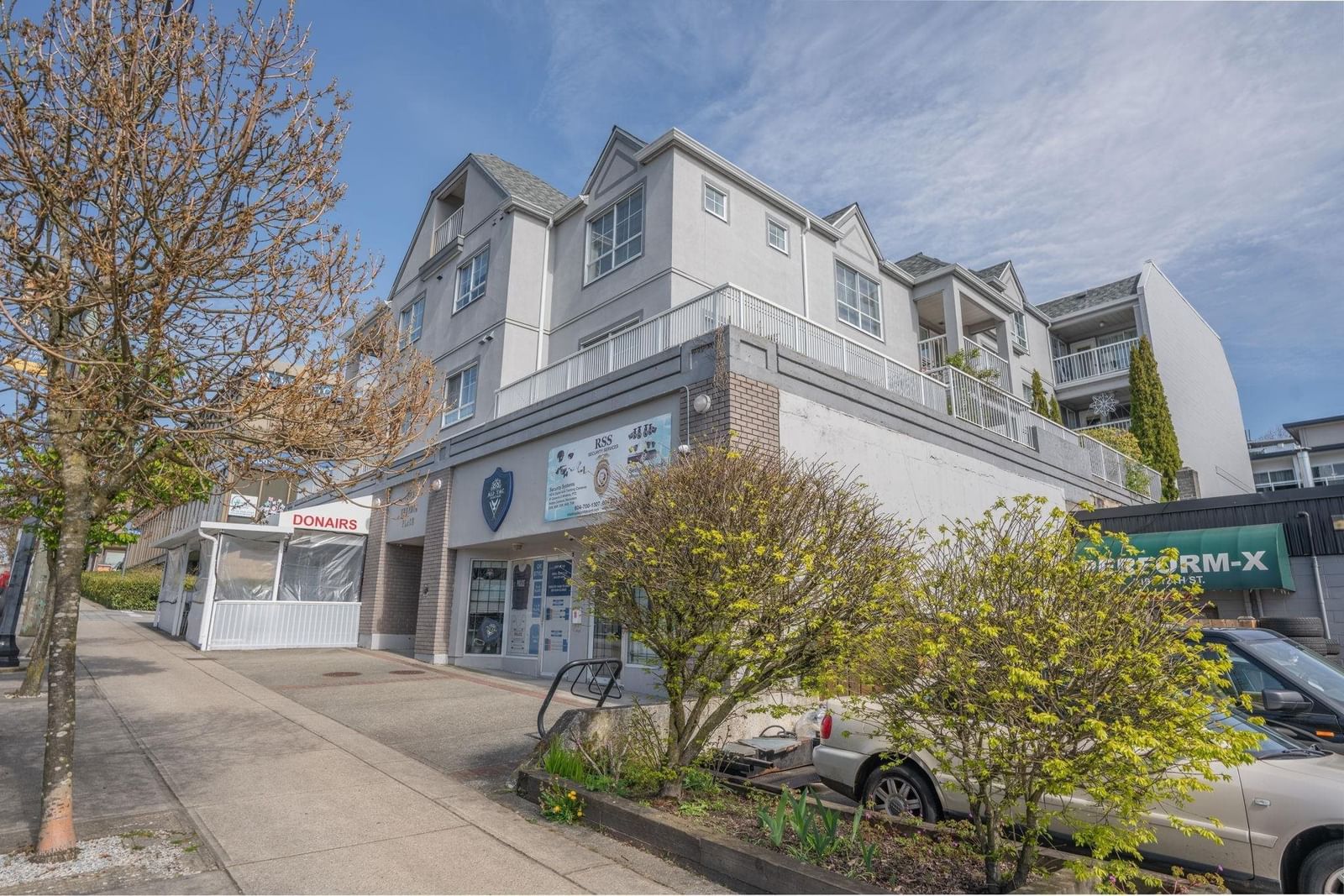 Listing Image 16