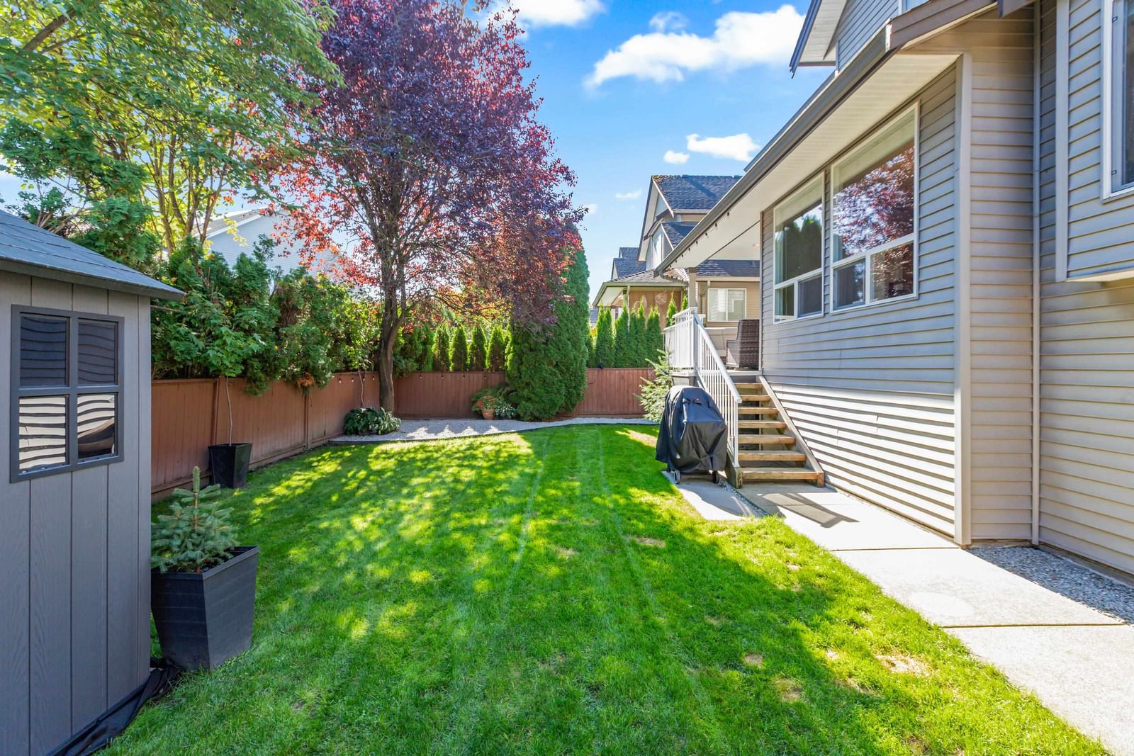 Listing Image 16