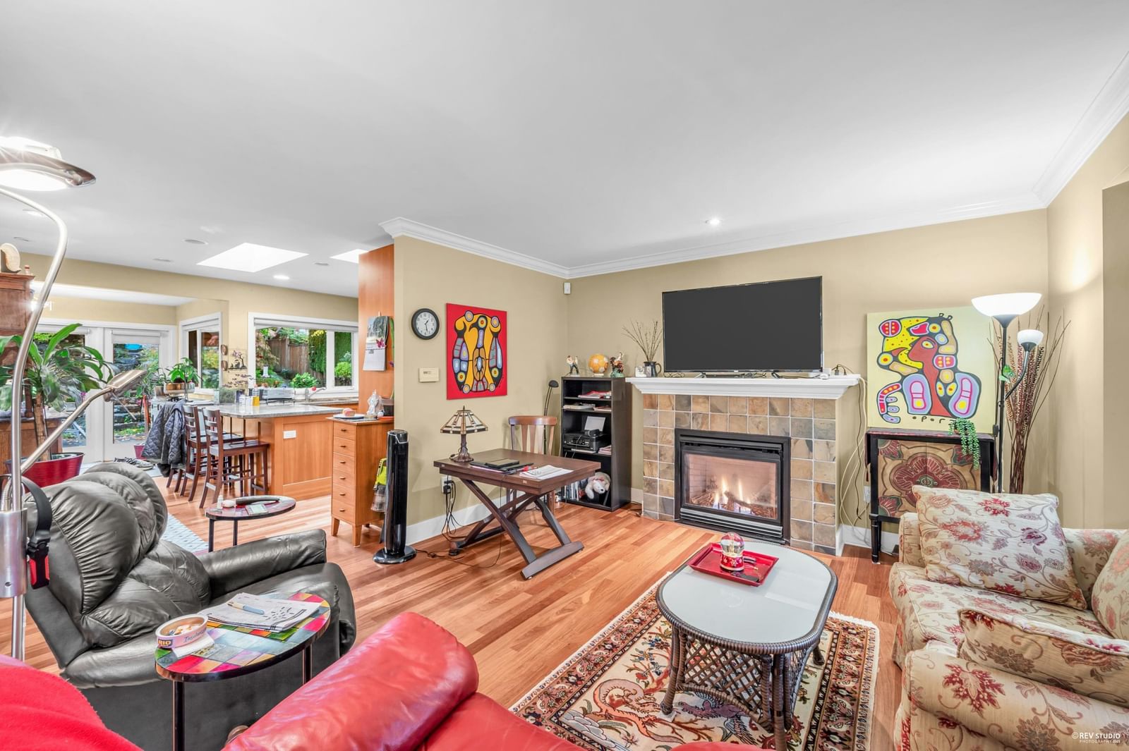 Listing Image 6