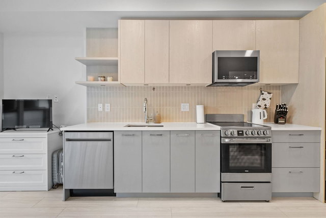 211 - 10777 138 Street