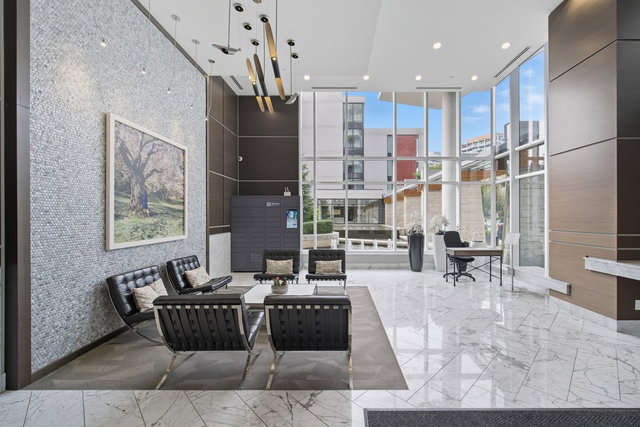 1906 - 5628 Birney Avenue