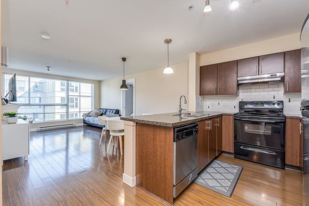 Listing Image 10