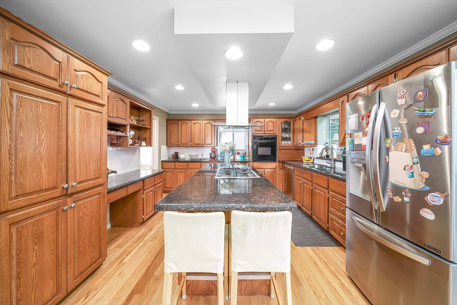 Listing Image 19