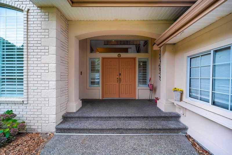 14872 25a Avenue, Surrey, V4P 1N8 | Image 2