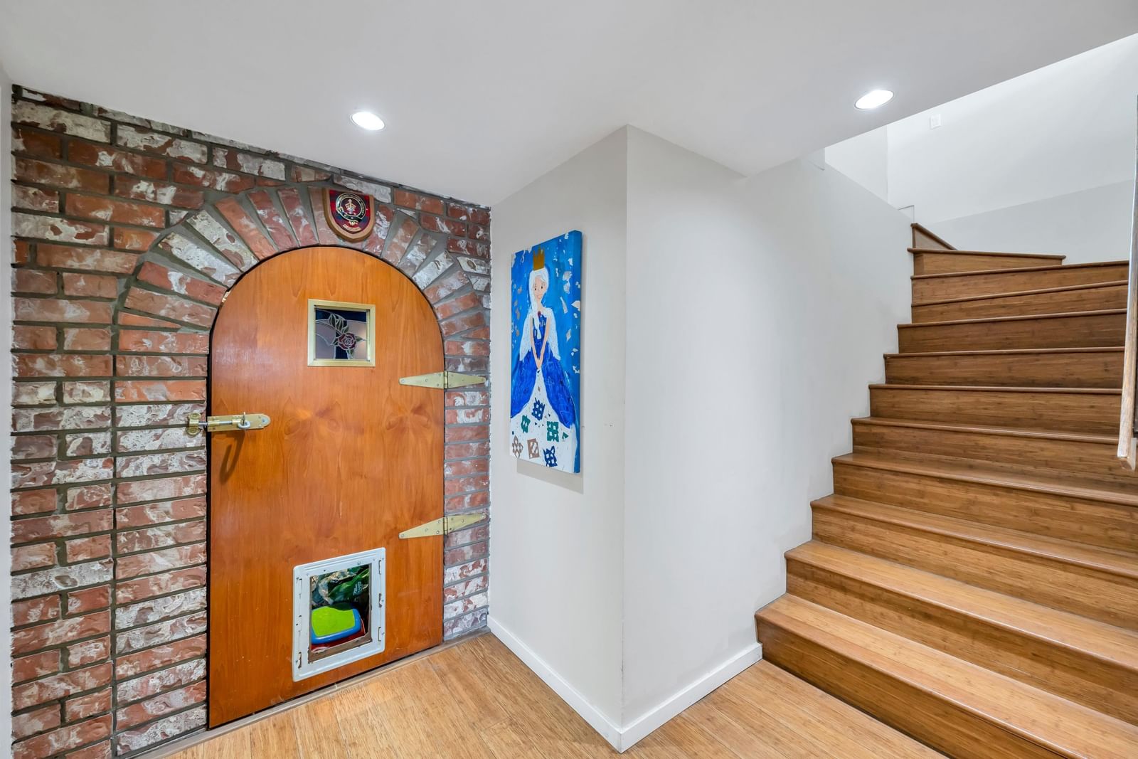 Listing Image 22