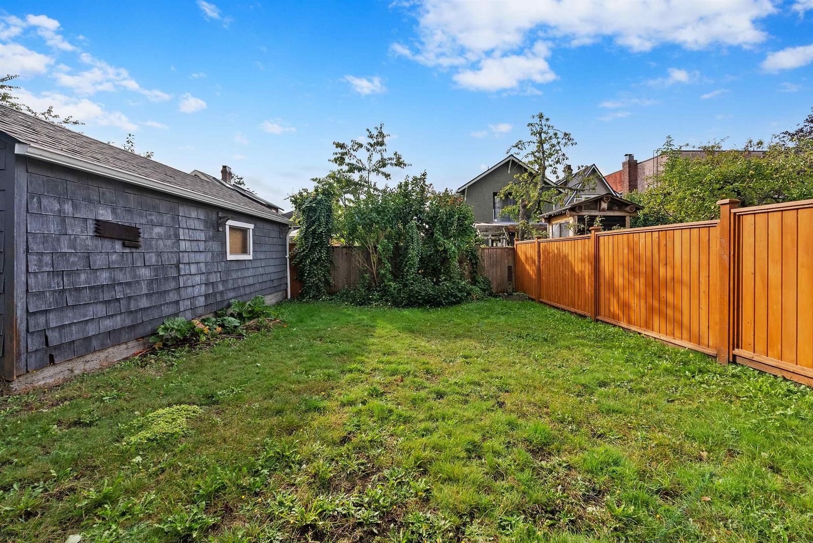 Listing Image 32