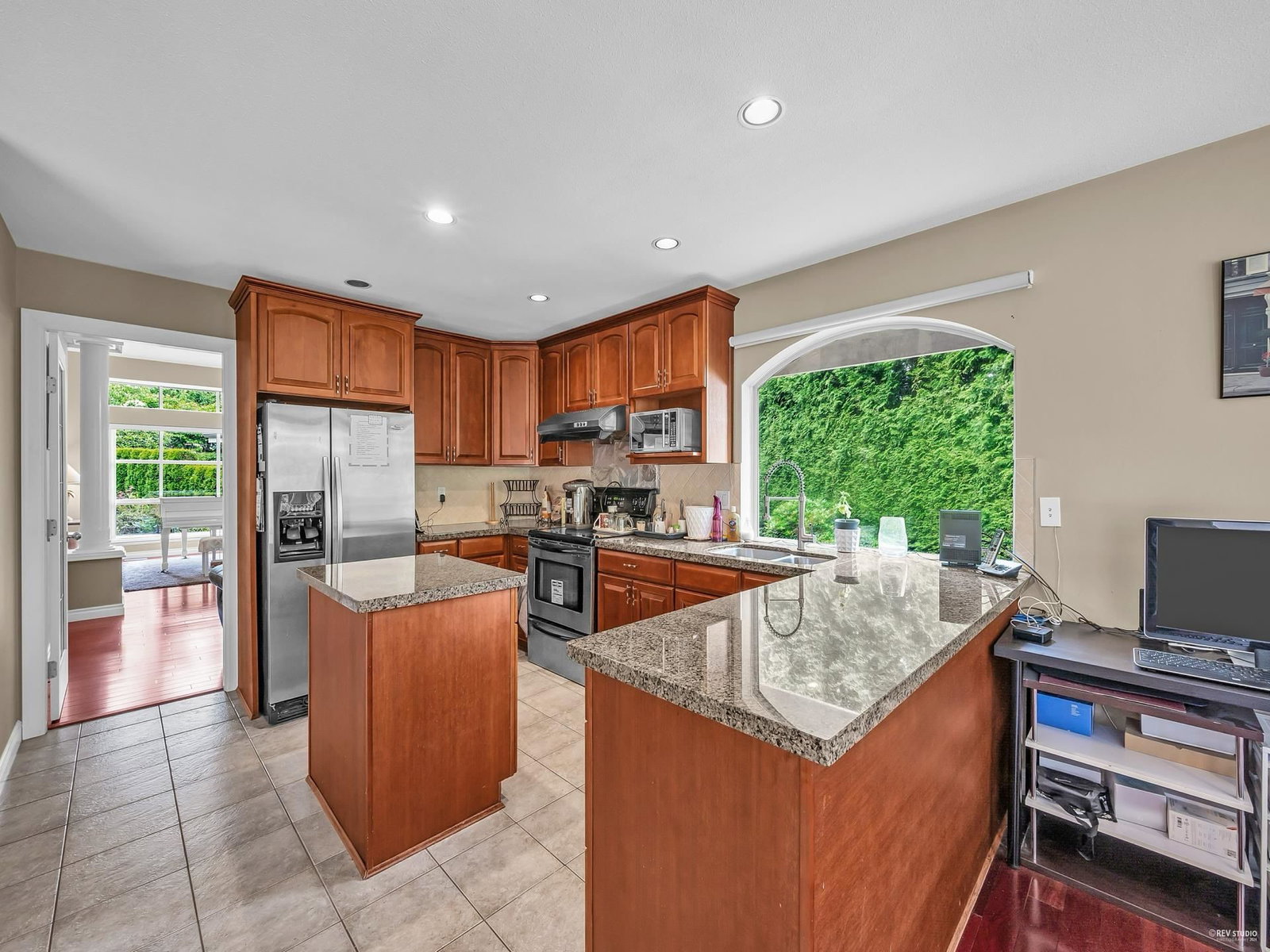 Listing Image 14