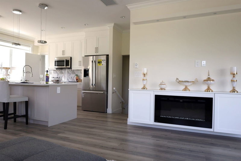 7 - 8181 135a Street, Surrey, V3W 3N8 | Image 3