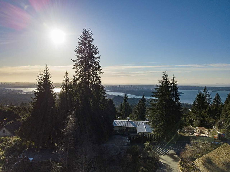 1145 Millstream Road, West Vancouver, British Columbia