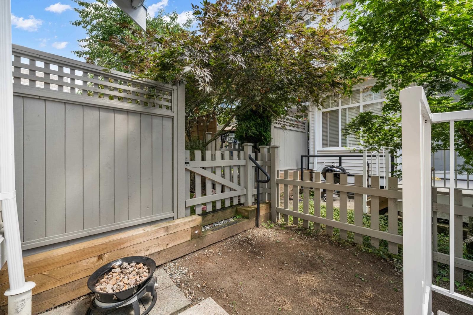Listing Image 25
