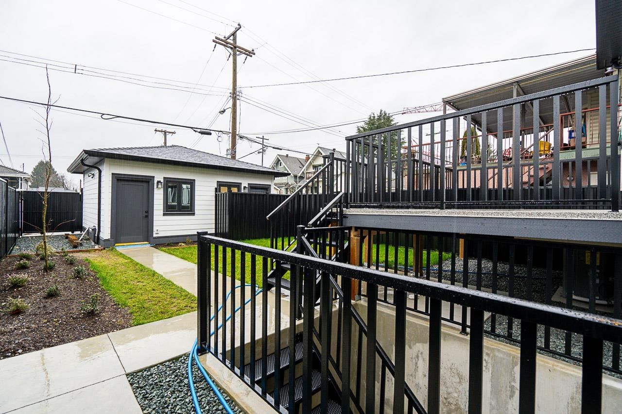 Listing Image 23