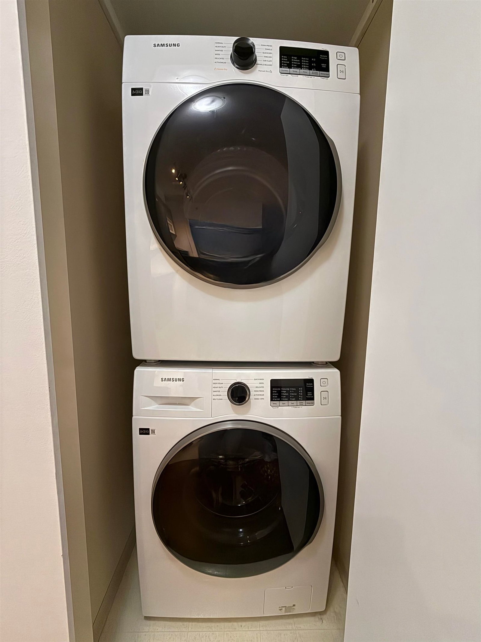 Listing Image 20