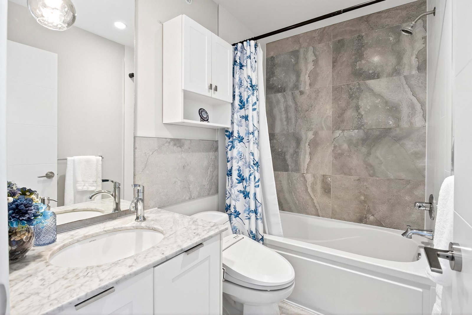 Listing Image 26