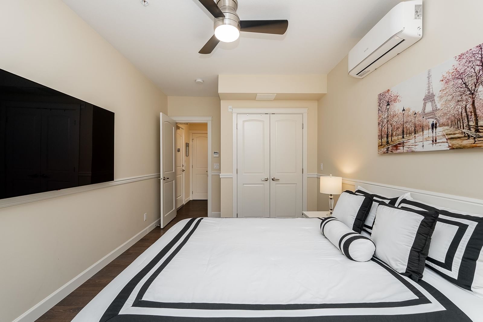 Listing Image 24