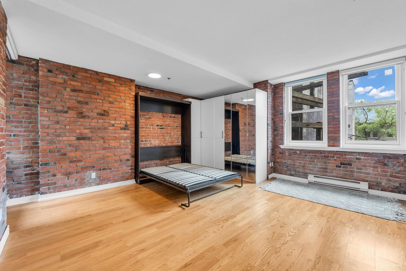 Listing Image 14