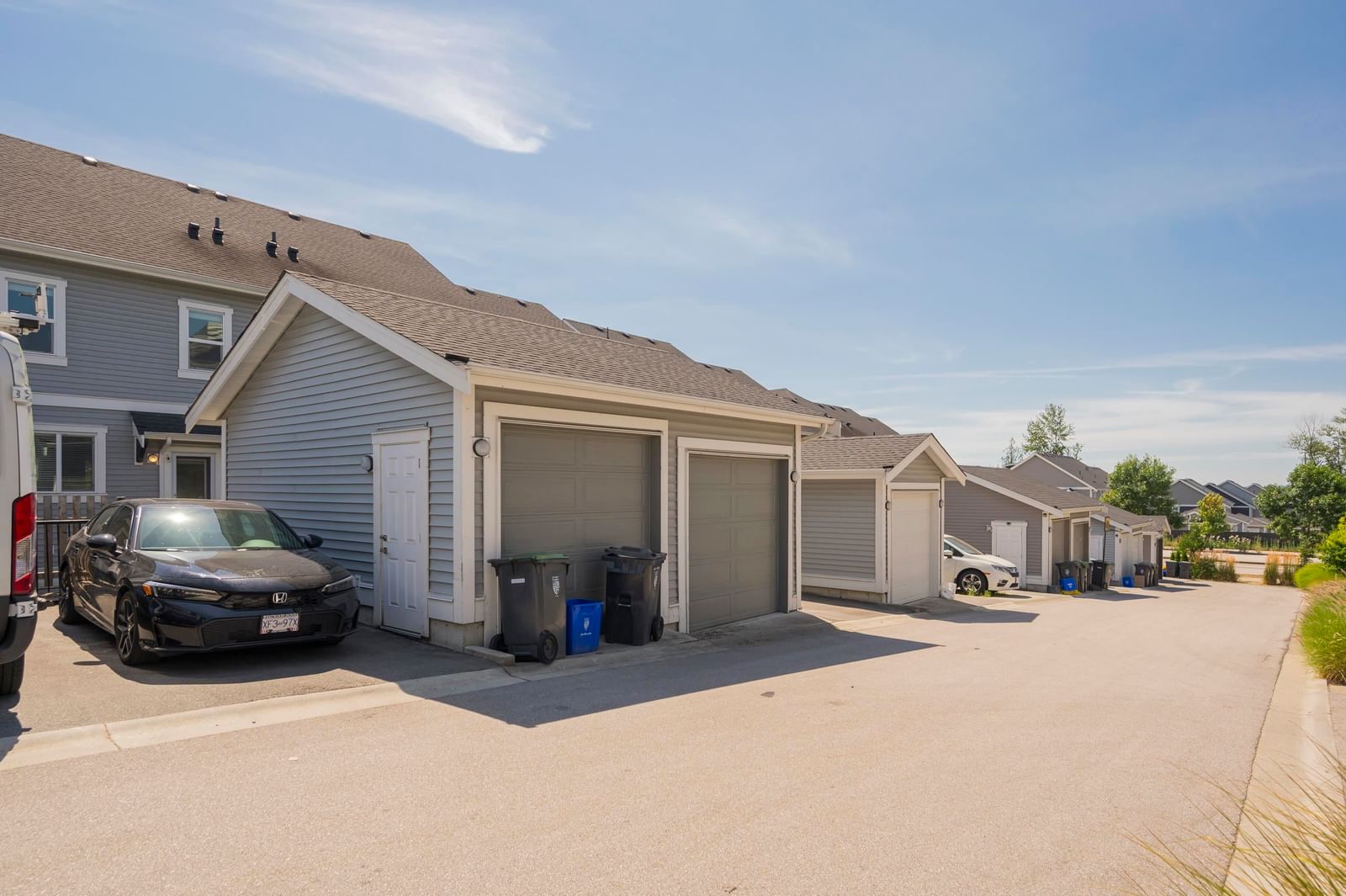 Listing Image 33