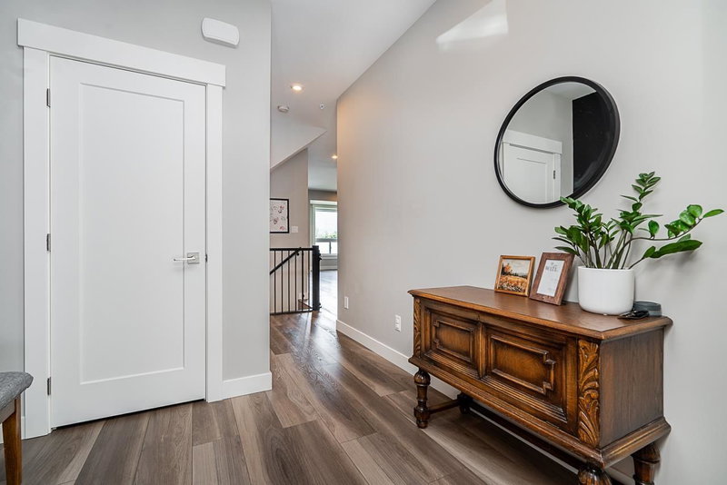 5 - 43575 Chilliwack Mountain Road, Chilliwack, V2R 6B9 | Image 2