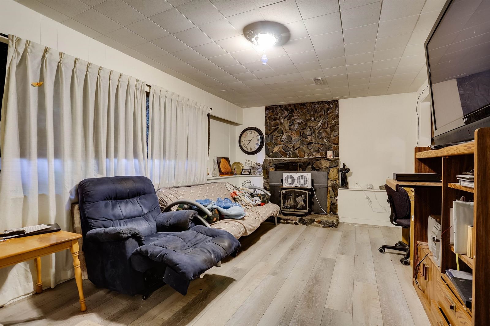 Listing Image 21