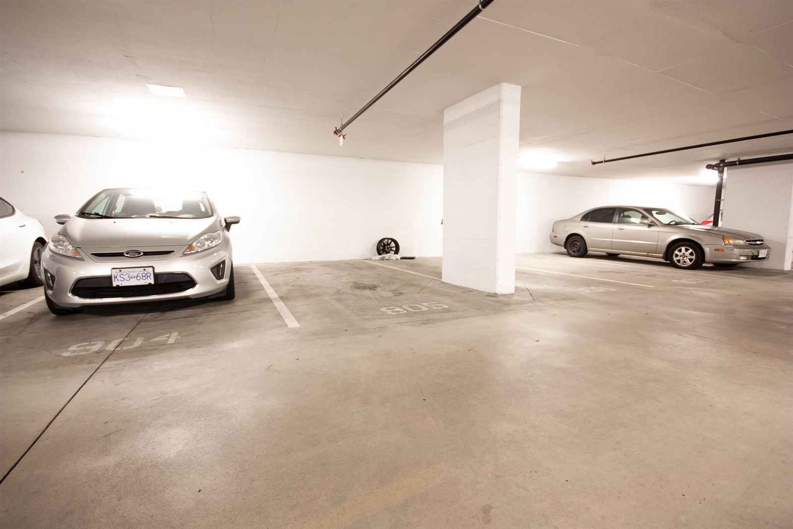 Listing Image 13