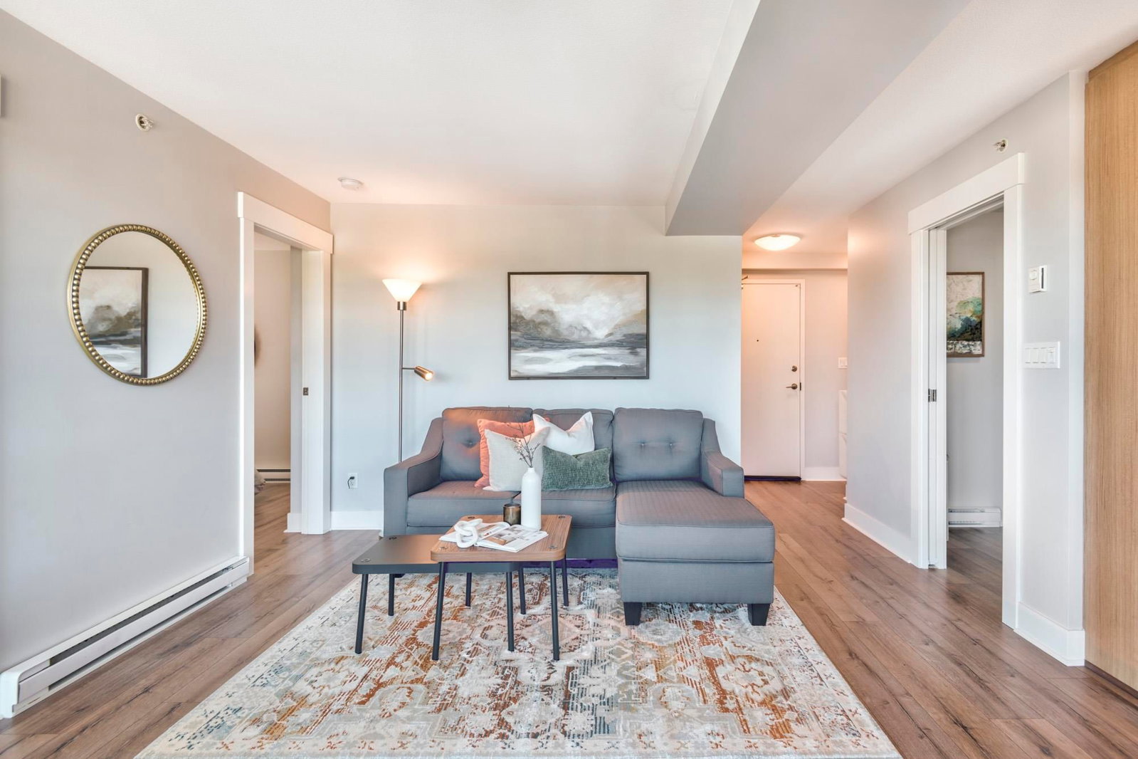 Listing Image 19