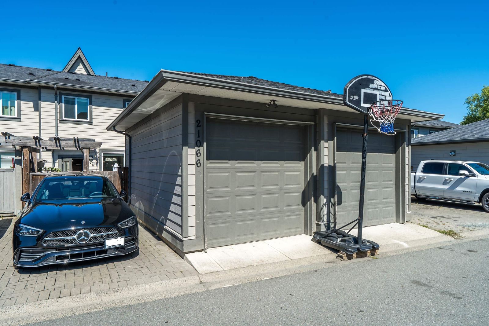 Listing Image 34