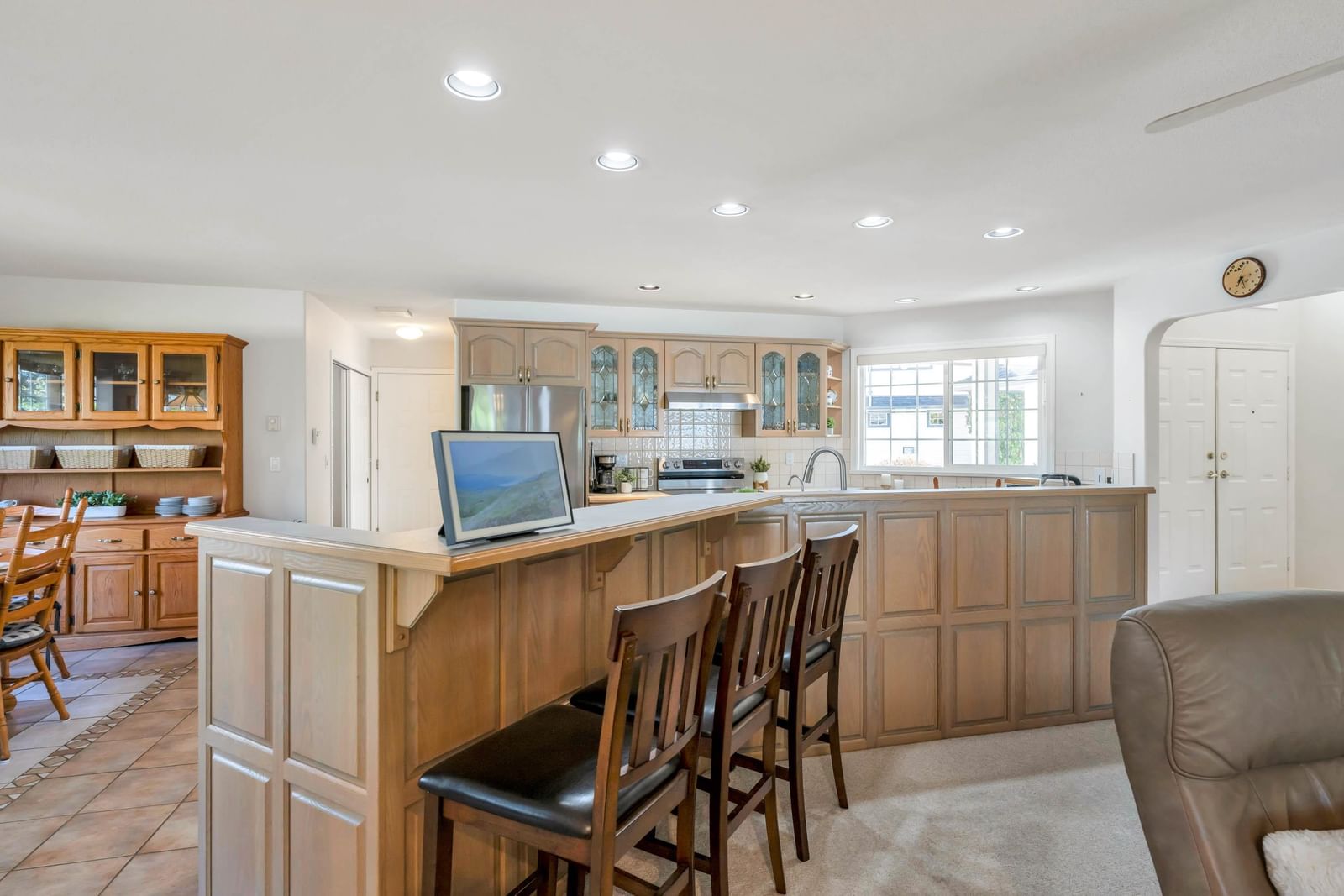 Listing Image 14