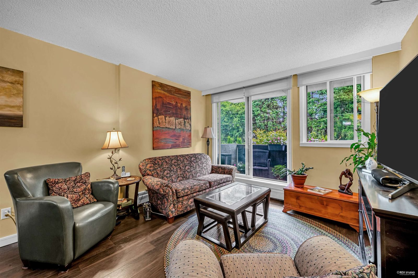 Listing Image 12
