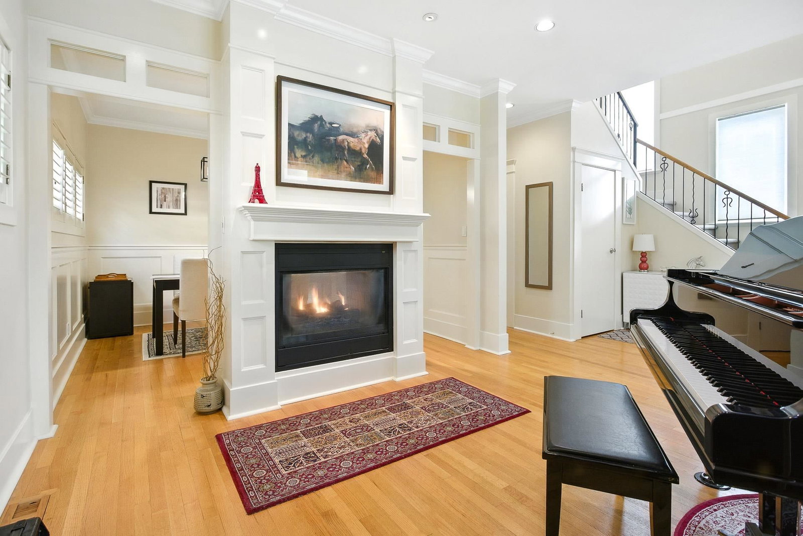 Listing Image 8