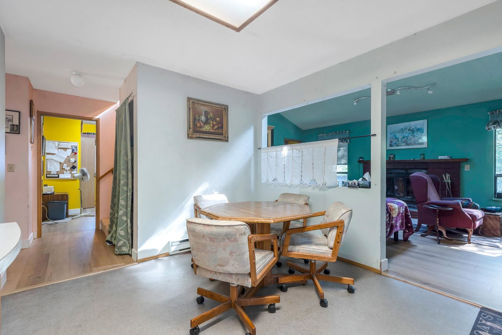 Listing Image 9