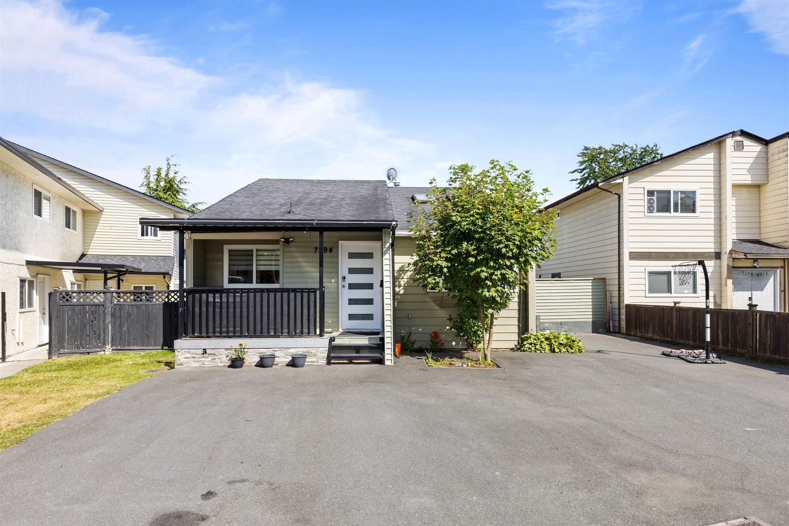 Listing Image 23