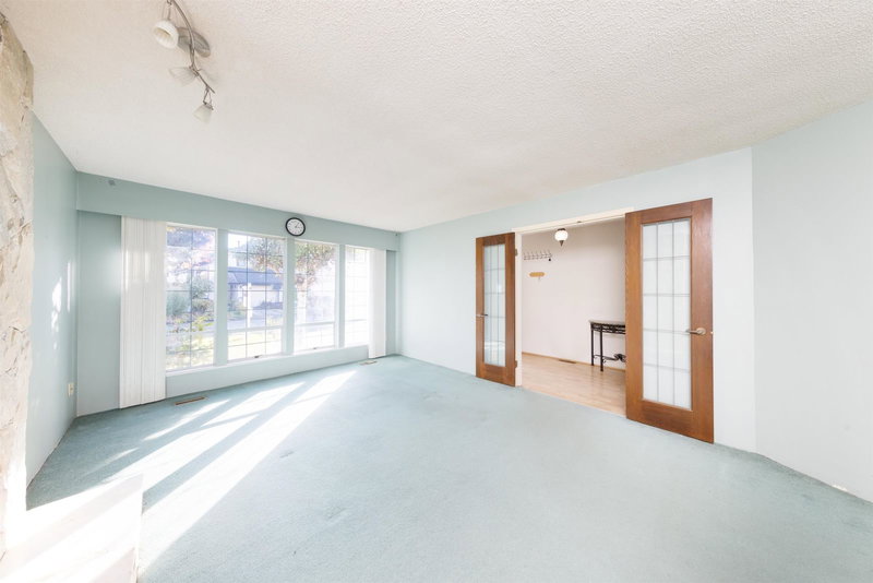 8691 Doulton Place, Richmond, V7C 5A3 | Image 2