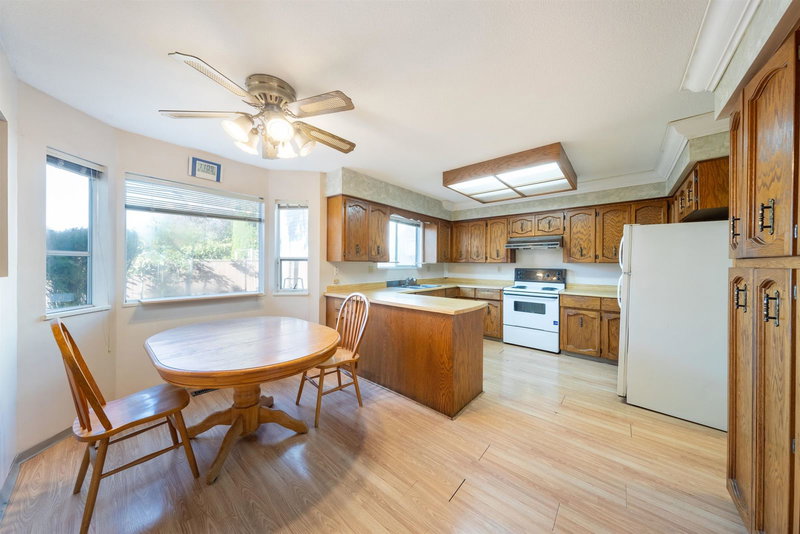 8691 Doulton Place, Richmond, V7C 5A3 | Image 3