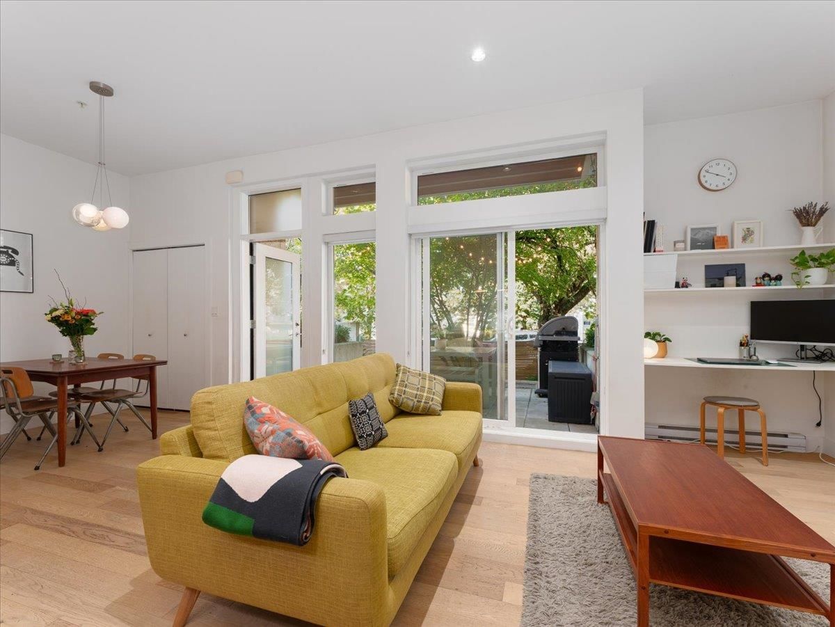 Listing Image 5