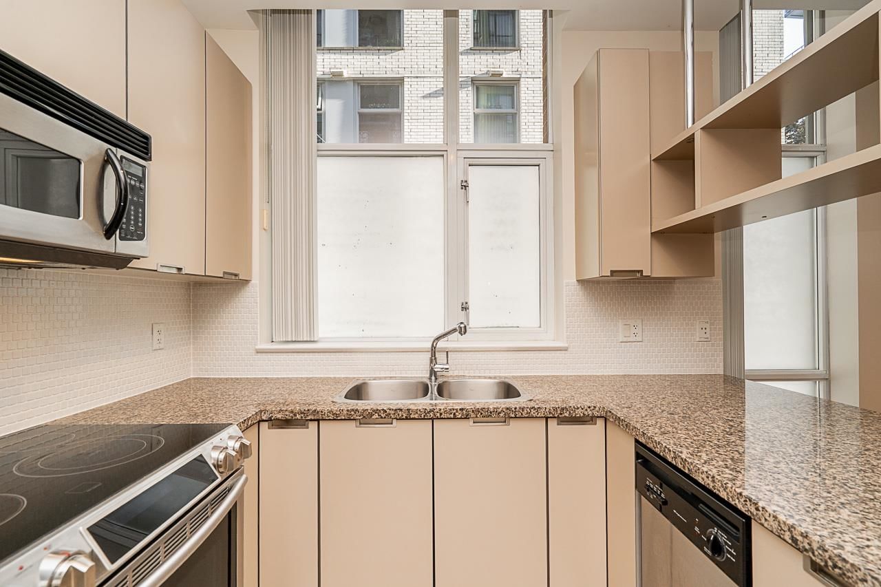 Listing Image 10